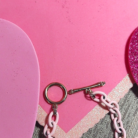 Juicy Couture 🩷Pink Heart Bracelet - Picture 9 of 14